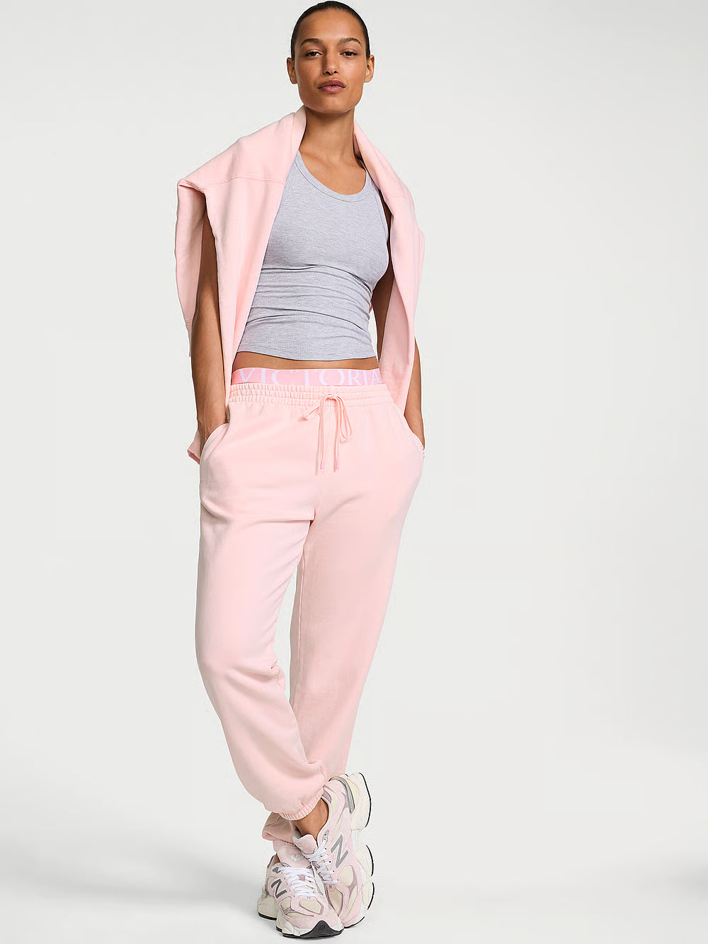 Iconic Fleece Relaxed Jogger Sweatpant