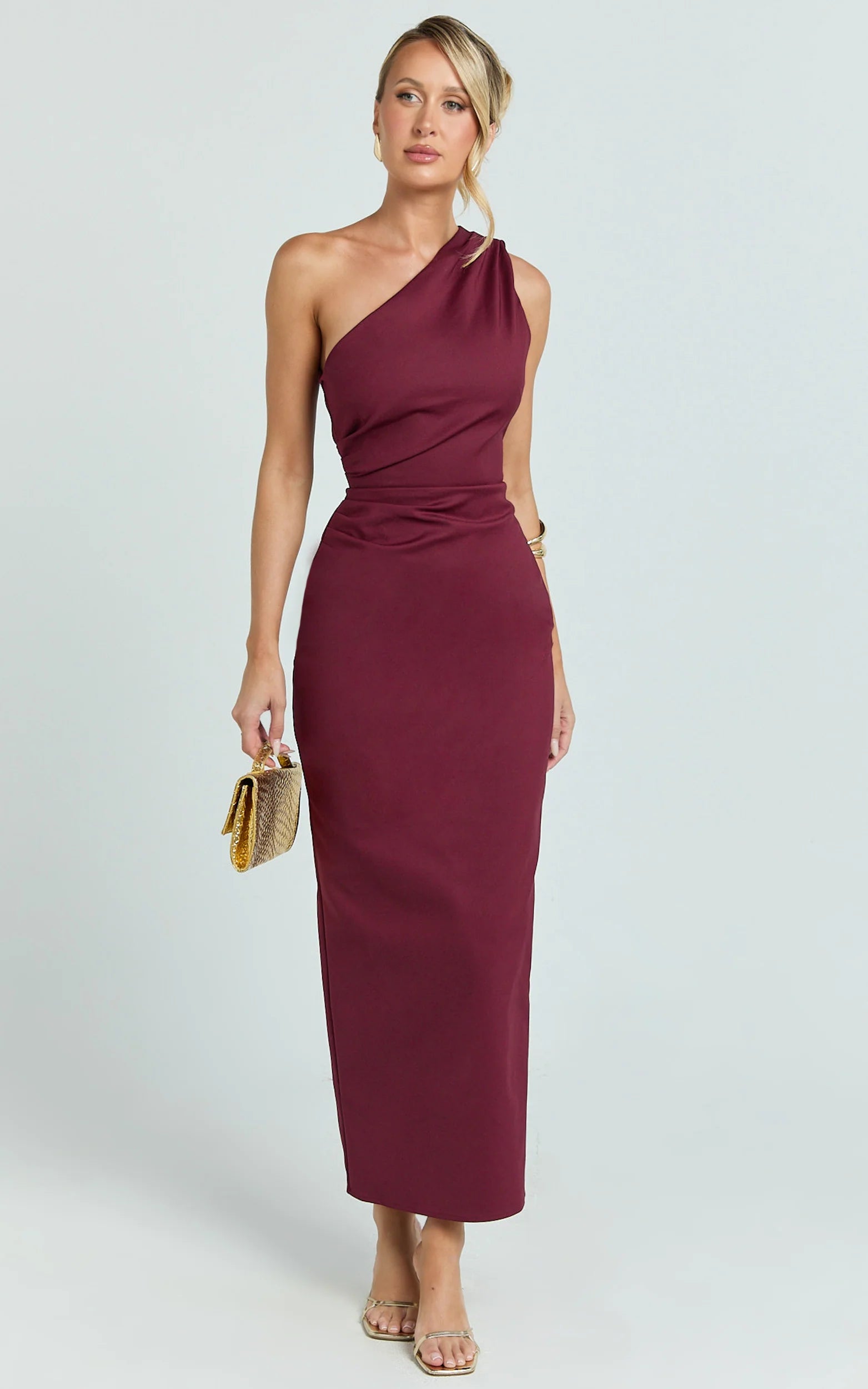 One Shoulder Fitted Dress in Wine